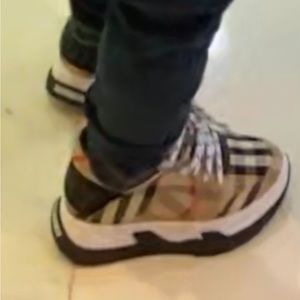 Almost new, worn once in doors.